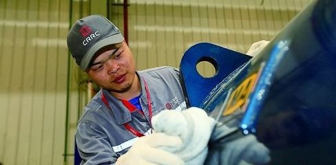 【簡(jiǎn)訊】株洲肯特硬質(zhì)合金入圍國(guó)家級(jí)綠色工廠/13歲女生破了塵封21年的天元區(qū)女子初中跳遠(yuǎn)紀(jì)錄